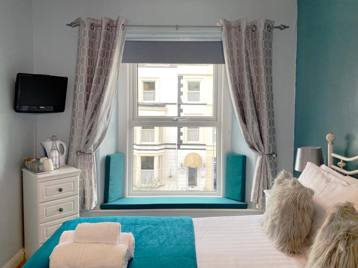 No 6 Quality Guesthouse Llandudno Exterior photo