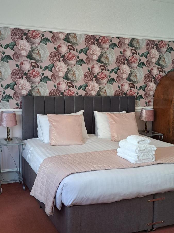 No 6 Quality Guesthouse Llandudno Exterior photo